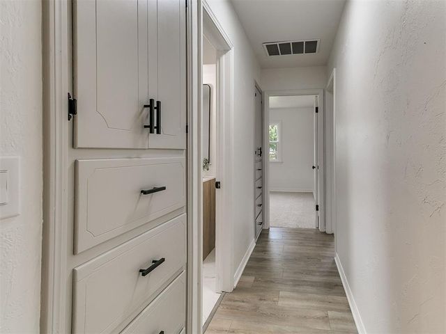 2712 Abbey Road, Oklahoma City, OK 73120