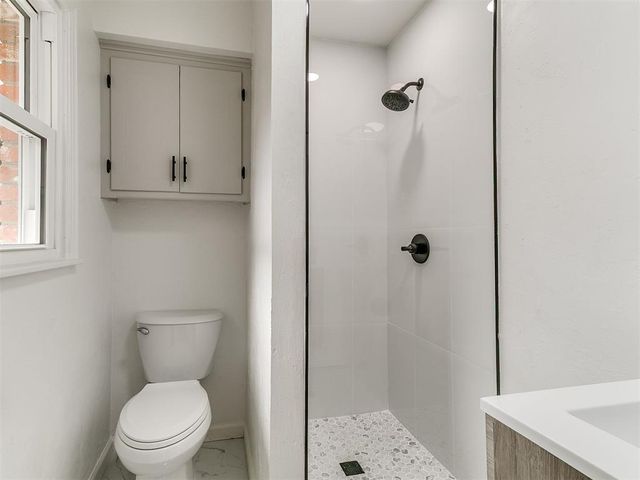 2712 Abbey Road, Oklahoma City, OK 73120