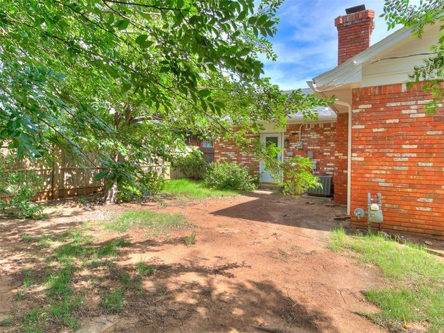 2712 Abbey Road, Oklahoma City, OK 73120
