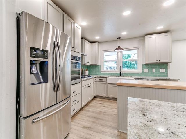 2712 Abbey Road, Oklahoma City, OK 73120
