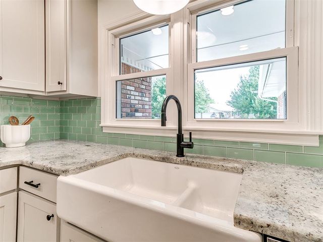 2712 Abbey Road, Oklahoma City, OK 73120