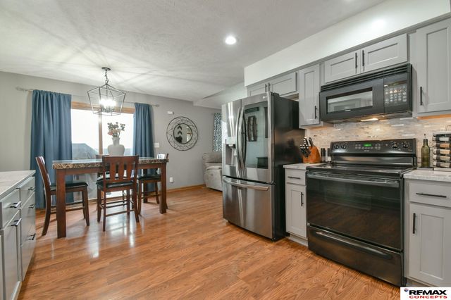 2966 W Rose Street, Lincoln, NE 68522