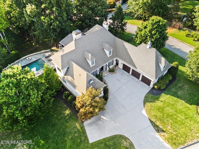9101 Grey Pointe Drive, Knoxville, TN 37922