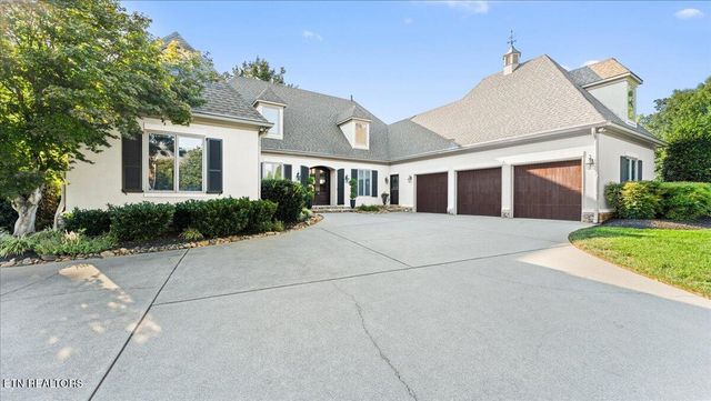9101 Grey Pointe Drive, Knoxville, TN 37922
