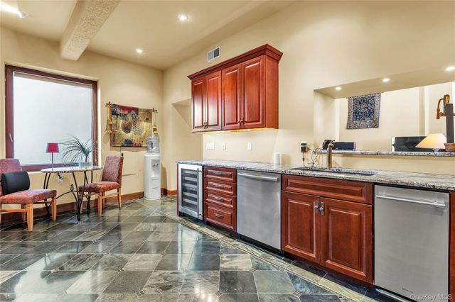 42 Dicks Castle Road, Garrison, NY 10524