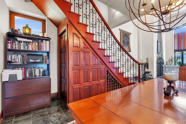 42 Dicks Castle Road, Garrison, NY 10524