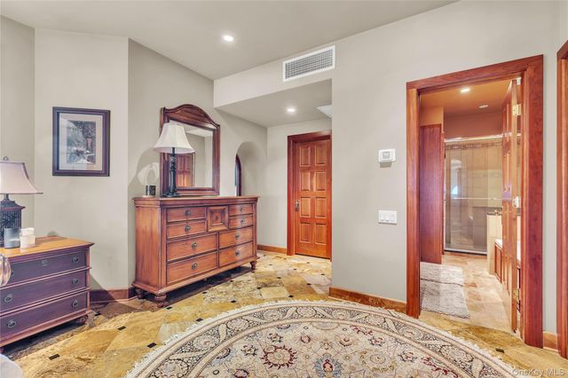 42 Dicks Castle Road, Garrison, NY 10524