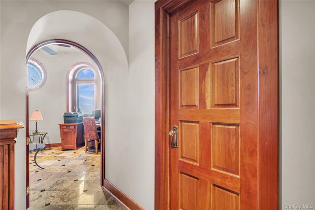 42 Dicks Castle Road, Garrison, NY 10524