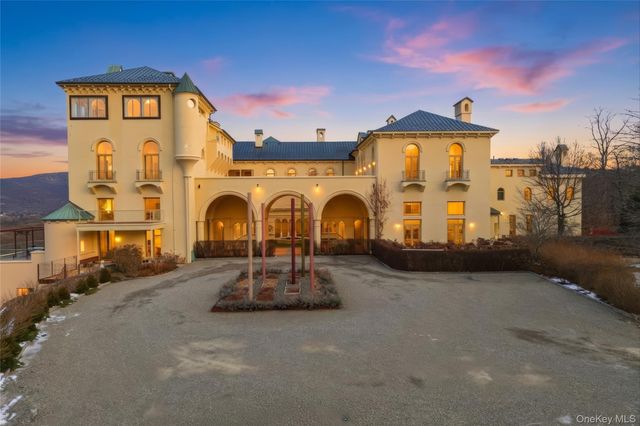 42 Dicks Castle Road, Garrison, NY 10524