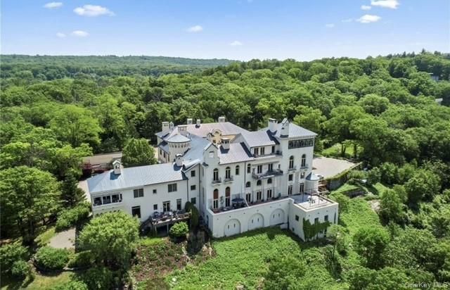 42 Dicks Castle Road, Garrison, NY 10524