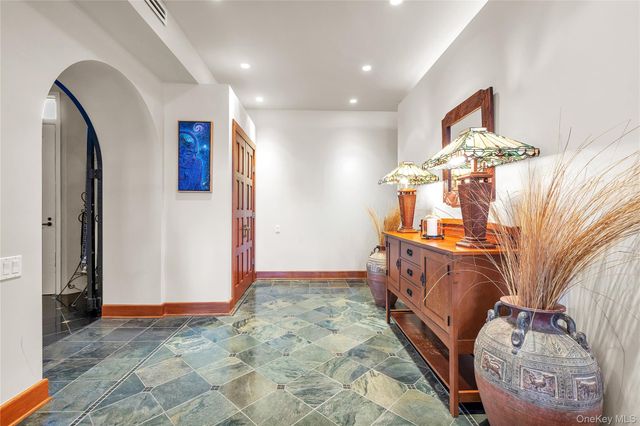 42 Dicks Castle Road, Garrison, NY 10524