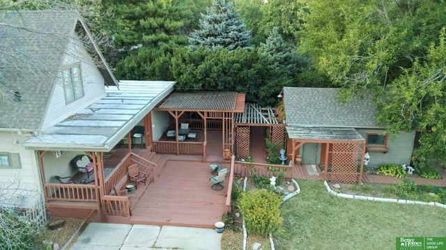 927 S Hutchins Avenue, York, NE 68467