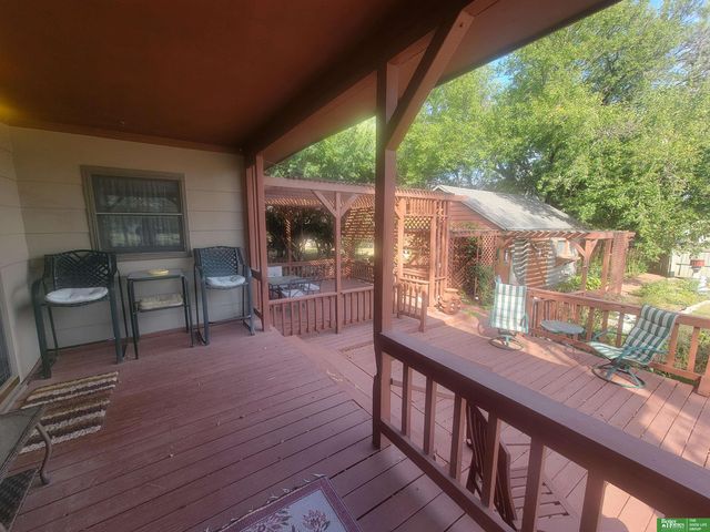 927 S Hutchins Avenue, York, NE 68467