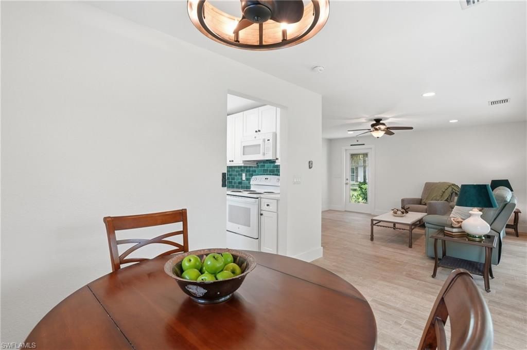 22 Kings RD A19, NAPLES, FL 34112 — photo 5