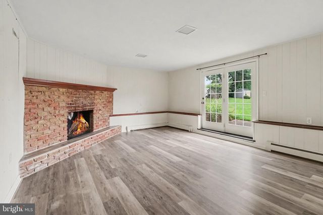 705 HENRY ST, Mechanicsburg, PA 17055