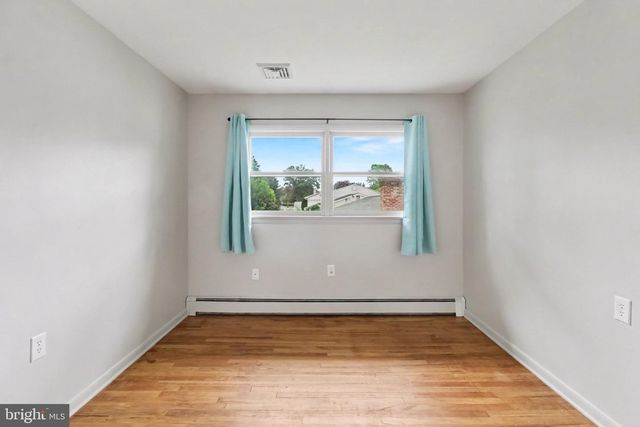 705 HENRY ST, Mechanicsburg, PA 17055