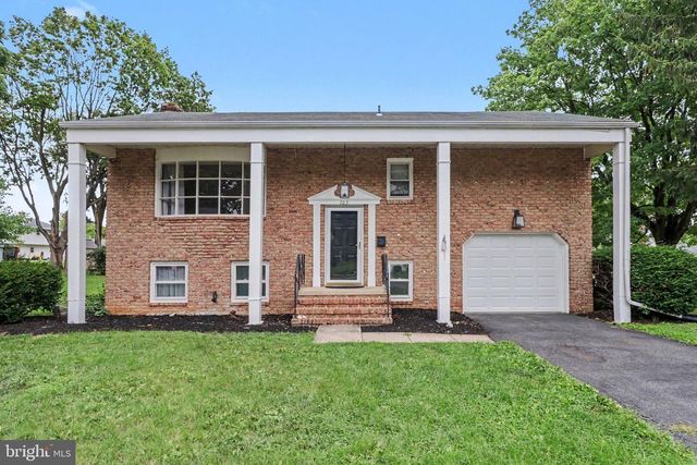 705 HENRY ST, Mechanicsburg, PA 17055