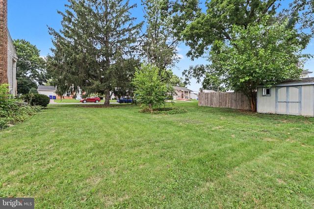 705 HENRY ST, Mechanicsburg, PA 17055