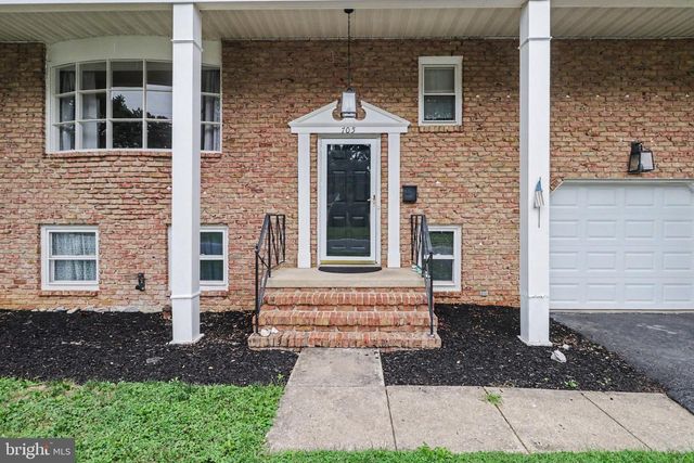 705 HENRY ST, Mechanicsburg, PA 17055