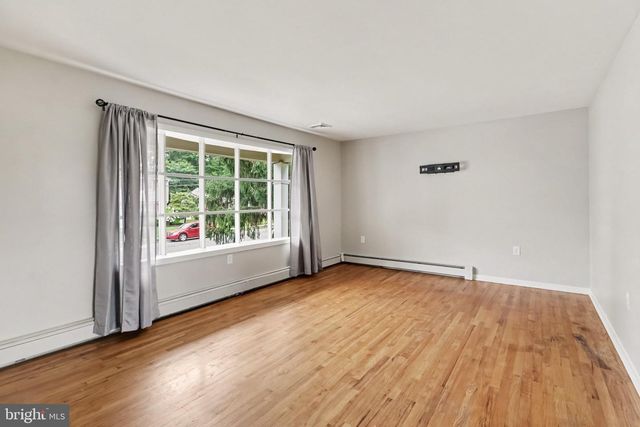 705 HENRY ST, Mechanicsburg, PA 17055