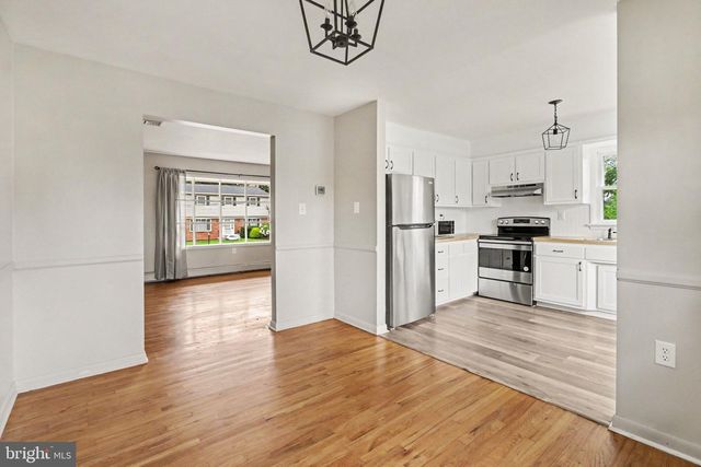 705 HENRY ST, Mechanicsburg, PA 17055