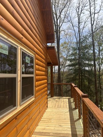 39 Horseshoe Branch, Murphy, NC 28906