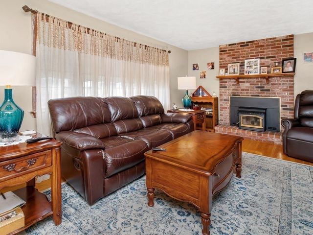 127 Westgate Road, Waltham, MA 02453