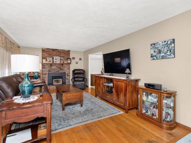 127 Westgate Road, Waltham, MA 02453