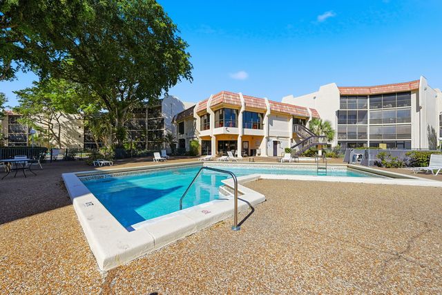 6755 W Broward Boulevard 304, Plantation, FL 33317