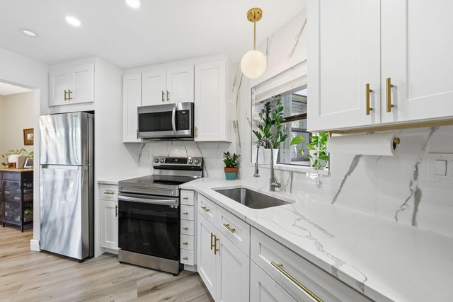 6755 W Broward Boulevard 304, Plantation, FL 33317