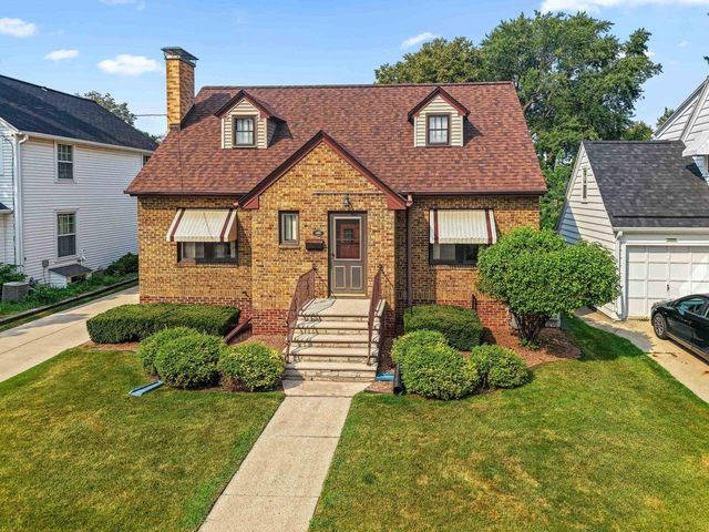 1146 DOUSMAN STREET, Green Bay, WI 54303