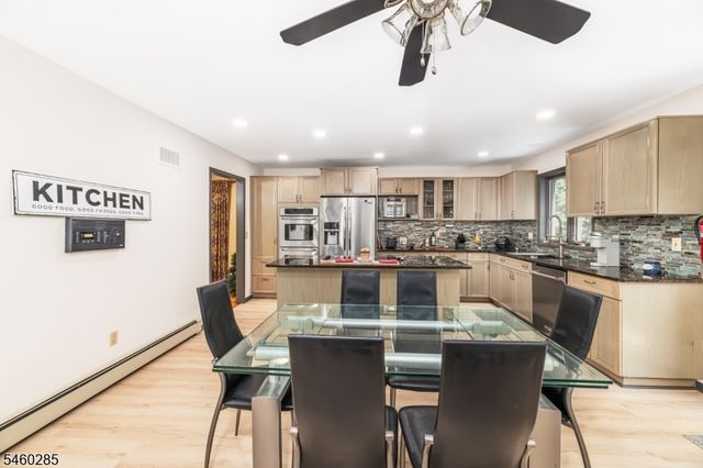 33 Radcliffe Dr, Sparta Twp., NJ 07871