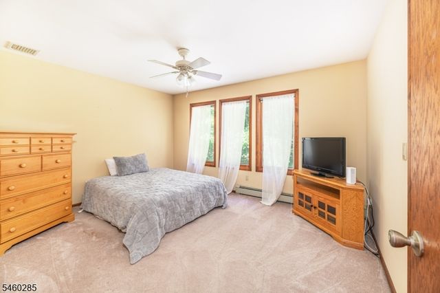 33 Radcliffe Dr, Sparta Twp., NJ 07871