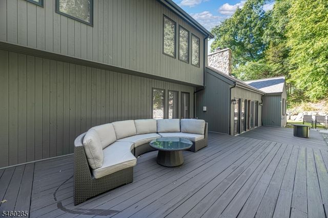33 Radcliffe Dr, Sparta Twp., NJ 07871