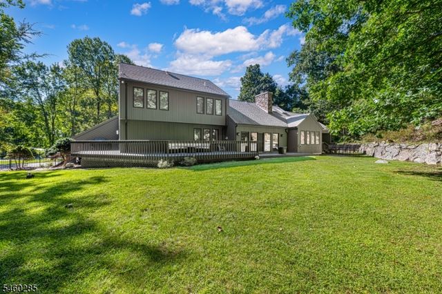 33 Radcliffe Dr, Sparta Twp., NJ 07871