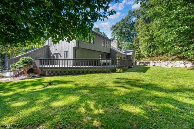 33 Radcliffe Dr, Sparta Twp., NJ 07871