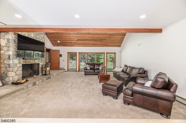 33 Radcliffe Dr, Sparta Twp., NJ 07871