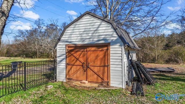 5581 County Road 200, Florence, AL 35633