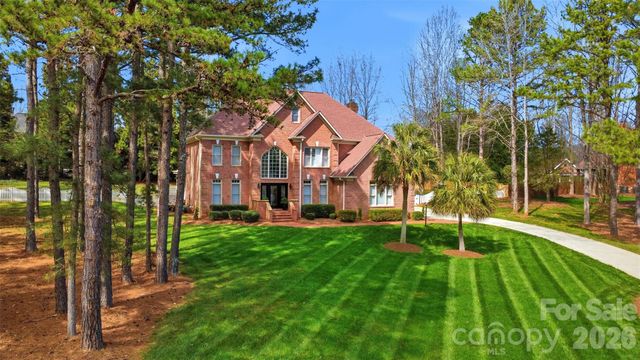 6041 Bluebird Hill Lane, Matthews, NC 28104