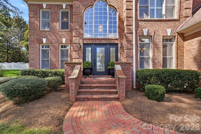 6041 Bluebird Hill Lane, Matthews, NC 28104