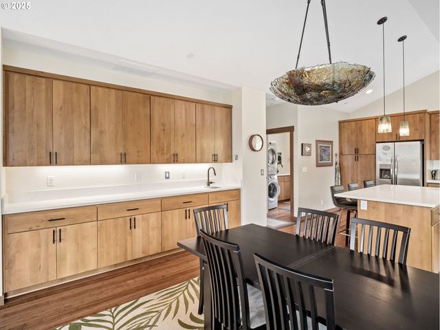 3934 COHO Cir, Forest Grove, OR 97116