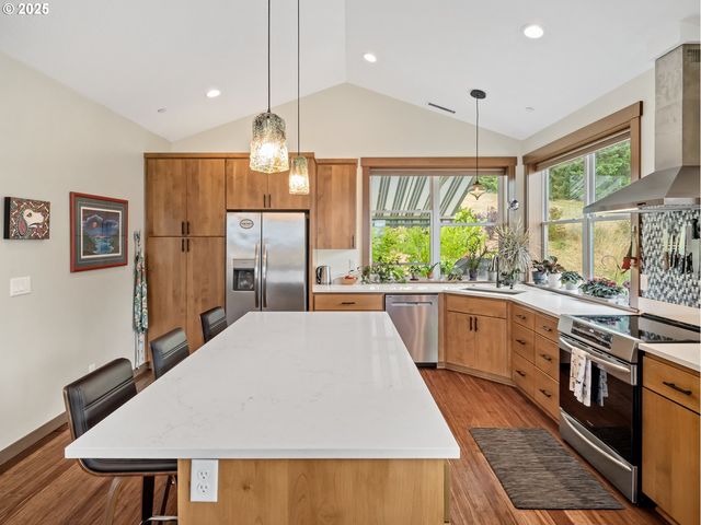 3934 COHO Cir, Forest Grove, OR 97116