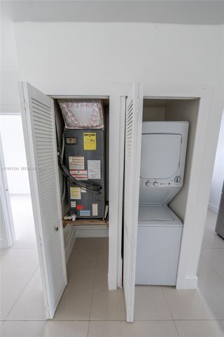 1890 NW 35th St 6, Miami, FL 33142