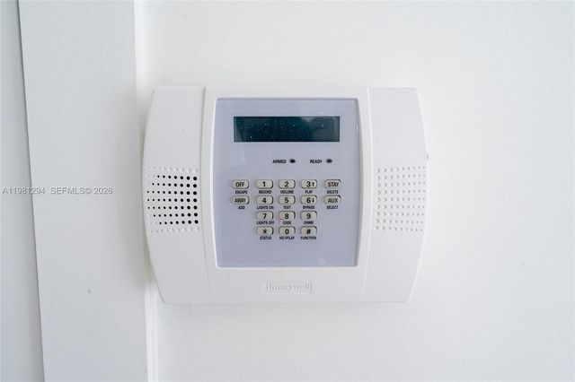 1890 NW 35th St 6, Miami, FL 33142