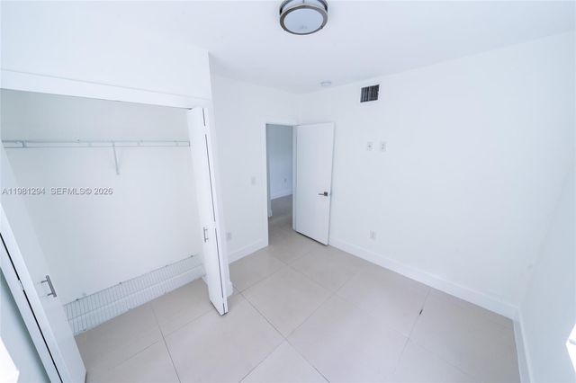 1890 NW 35th St 6, Miami, FL 33142