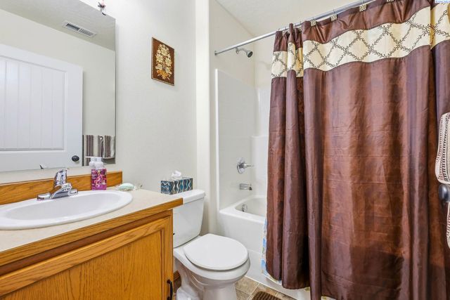 5505 Marbella, Pasco, WA 99301