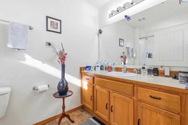 5505 Marbella, Pasco, WA 99301