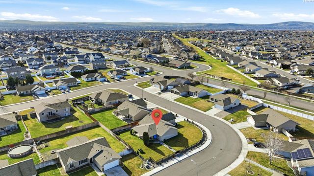 5505 Marbella, Pasco, WA 99301