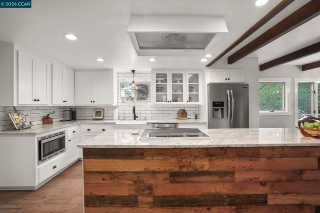 5461 Alhambra Valley Rd, Martinez, CA 94553