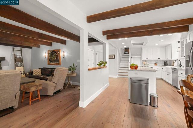 5461 Alhambra Valley Rd, Martinez, CA 94553